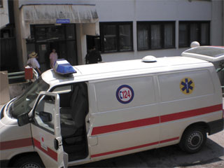 018596