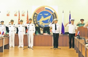 kineski-i-ruski-mornaricki-kmandanti