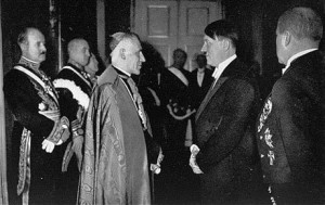 Papa-Pio-XII-y-Hitler-juntos