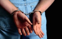 255x160_44560-Hapšenje_lisice_policija