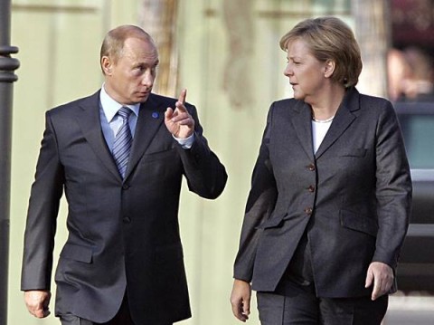 Путин - Меркел: Чија је Србија?