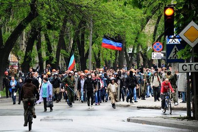  „Терористи“ на улицама Донбаса