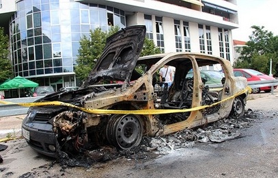 Мостар: Запаљен београдски аутомобил
