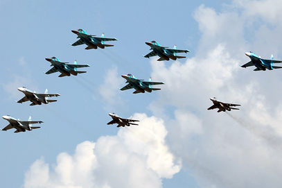 Русија у ваздухопловне маневре укључила преко 100 борбених авиона и хеликоптера