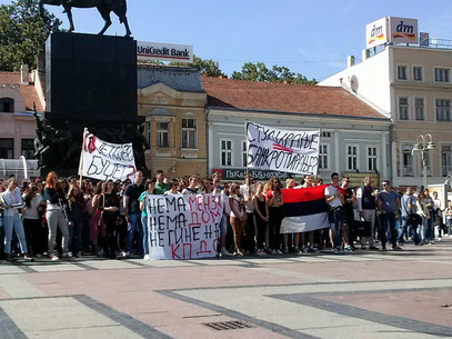 Студенти пишу ћирилицом, а њихови професори? / Фото: Петар Челебић