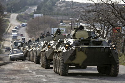 Колона украјинских тенкова
