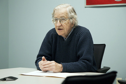 Ноам Чомски