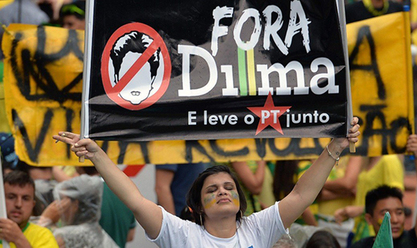 Преко три милиона Бразилаца тражило оставку шефа државе Дилме Русеф