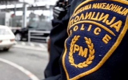 Македонска полиција ухапсила до 700 миграната који су нелегално прешли границу Македонска полиција ухапсила до 700 миграната који су нелегално прешли границу