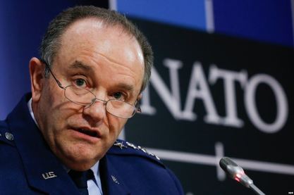 Филип Бридлав: Путин је Русији створио модерну и моћну армију Филип Бридлав: Путин је Русији створио модерну и моћну армију