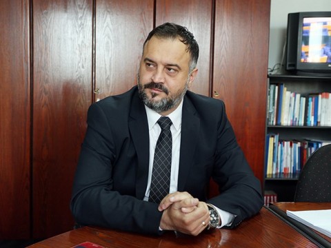 Игор Жунић
